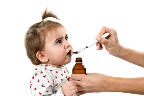 Khi nào nên cho trẻ dùng thuốc ho